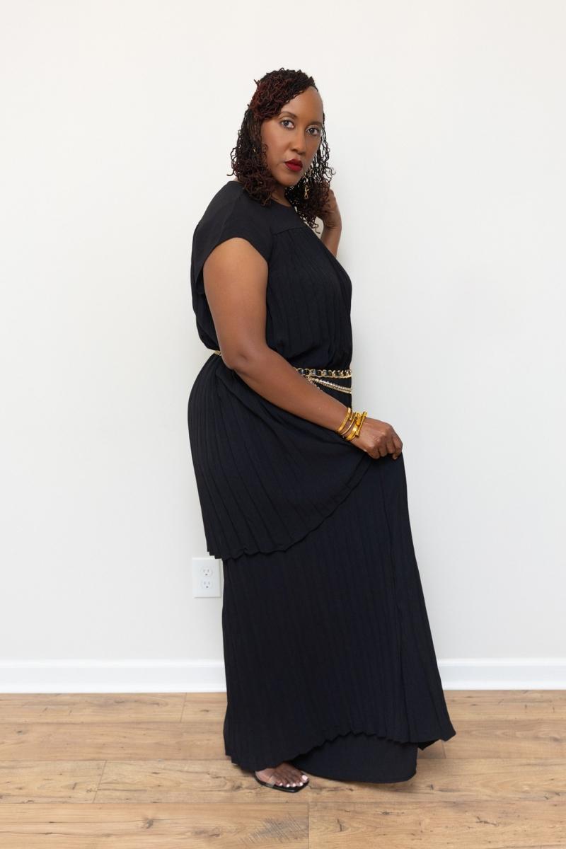 Gracefully Bold Pleaded Set (Reg & Plus Sizes)